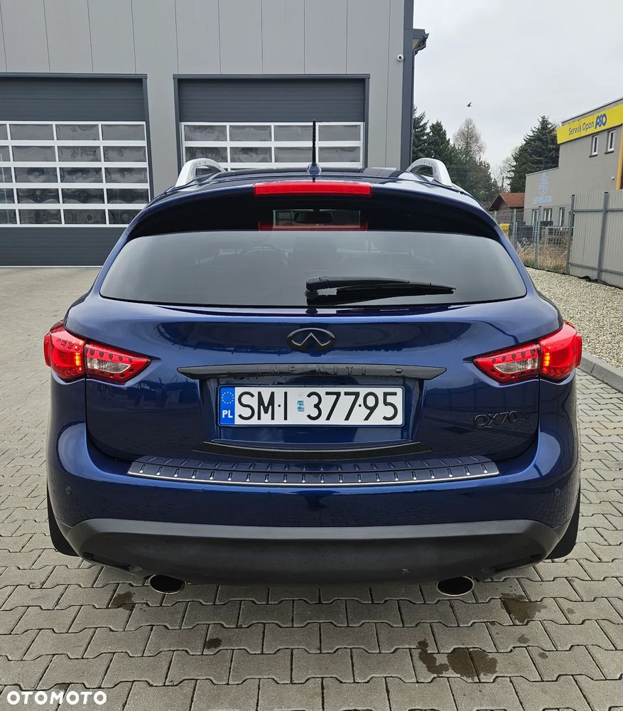 Infiniti QX70 3.7 AWD GT - 16