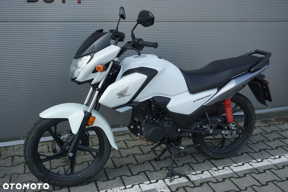 Honda CB - 8