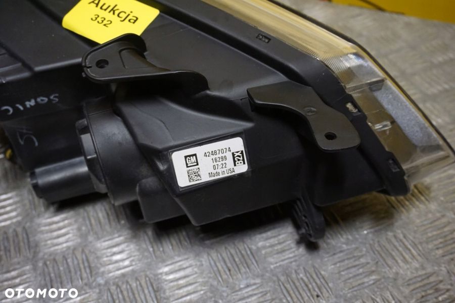 CHEVROLET SONIC 2017 - 20202 REFLEKTOR LAMPA z LED LEWA USA - 7