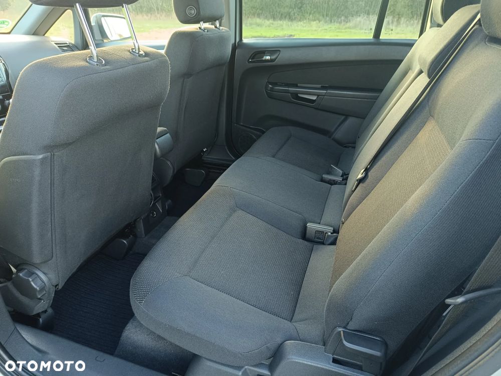 Opel Zafira 1.8 - 9