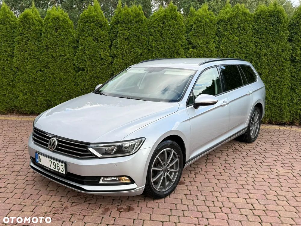Volkswagen Passat 2.0 TDI SCR Trendline - 4