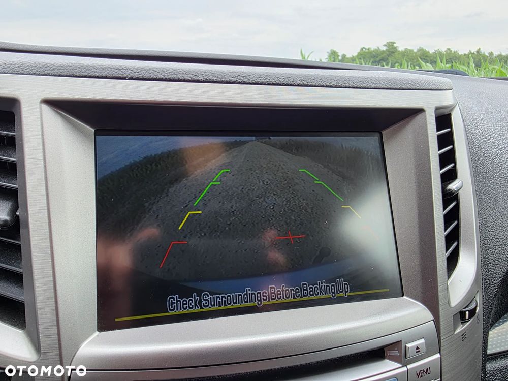 Subaru Legacy 2.5i GT - 23