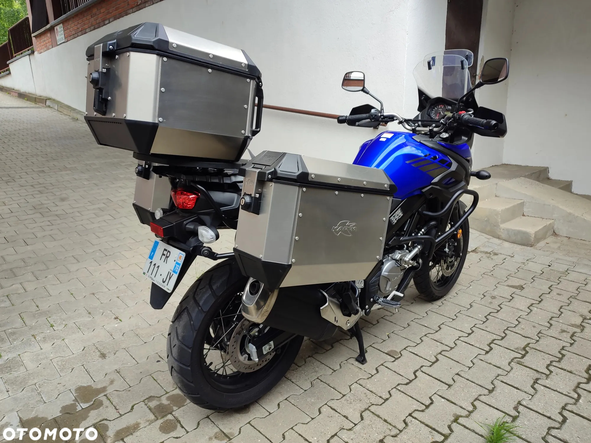 Suzuki DL - 3