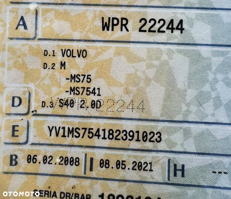 Volvo S40 2.0D Momentum - 8