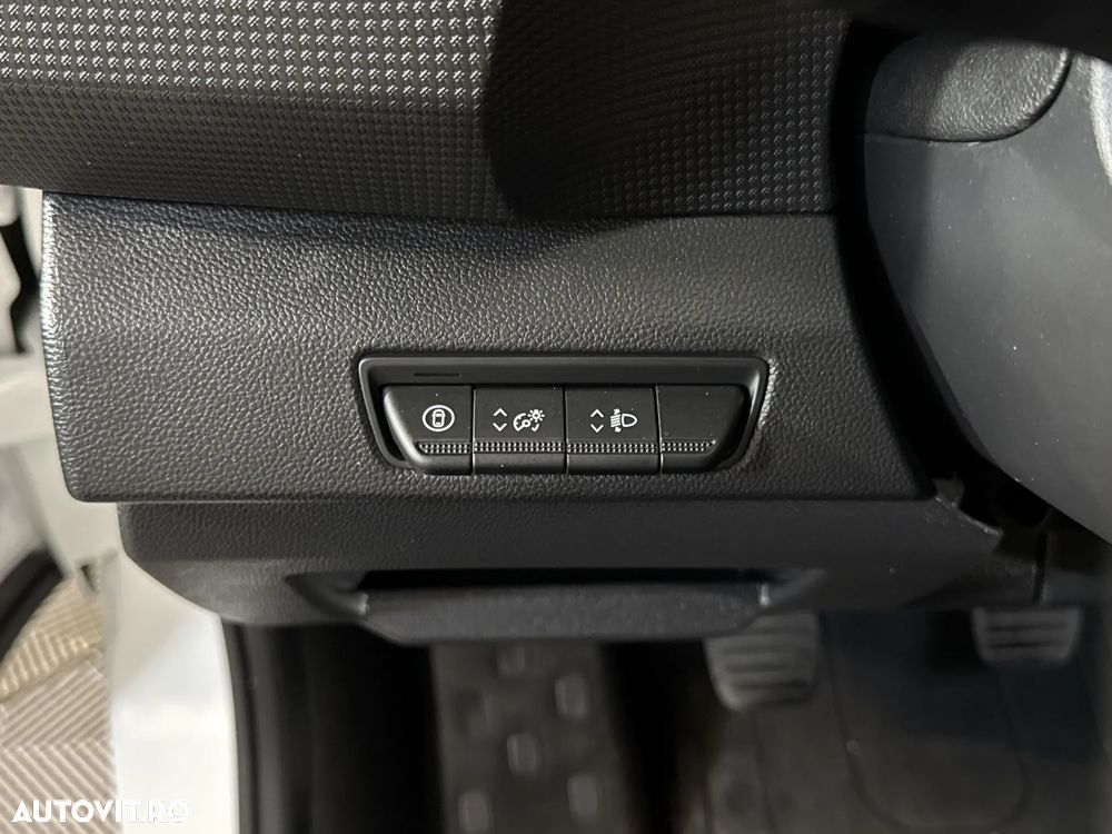 Renault Trafic - 17