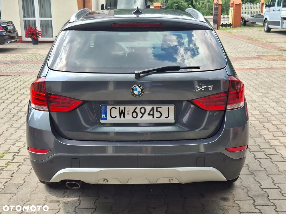 BMW X1 xDrive18d xLine - 6