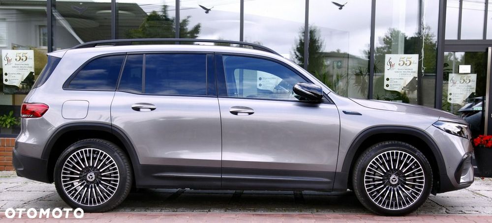 Mercedes-Benz EQB - 23