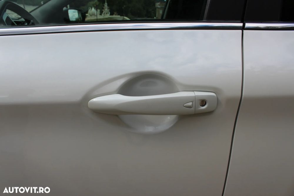 Nissan Qashqai 1.3 l MHEV X-Tronic N-Connecta - 21