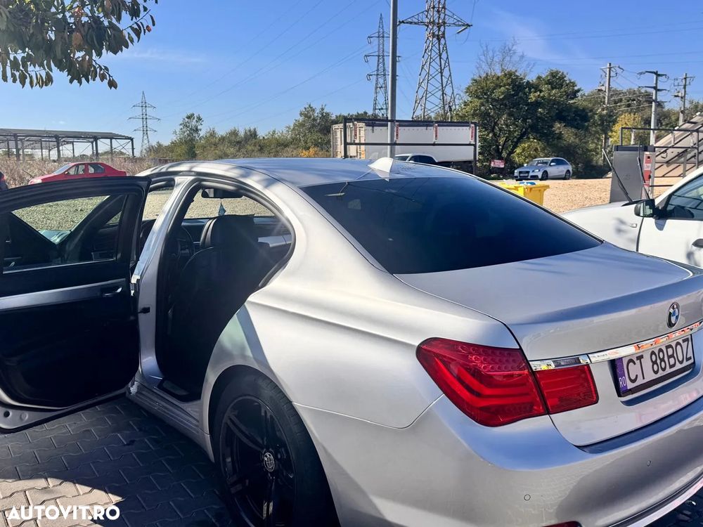 BMW Seria 7 740d xDrive Aut. - 2