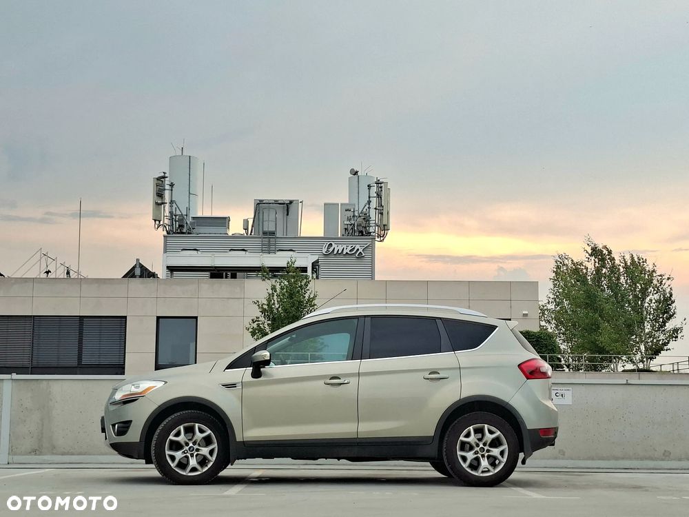 Ford Kuga 2.0 TDCi Titanium - 4