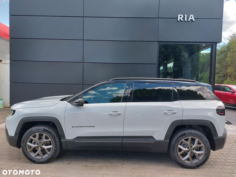 Jeep Compass 1.2 T3 mHEV First Edition FWD DCT - 3