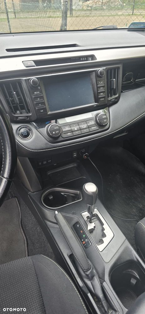 Toyota RAV4 2.0 Premium 4x4 MS - 11