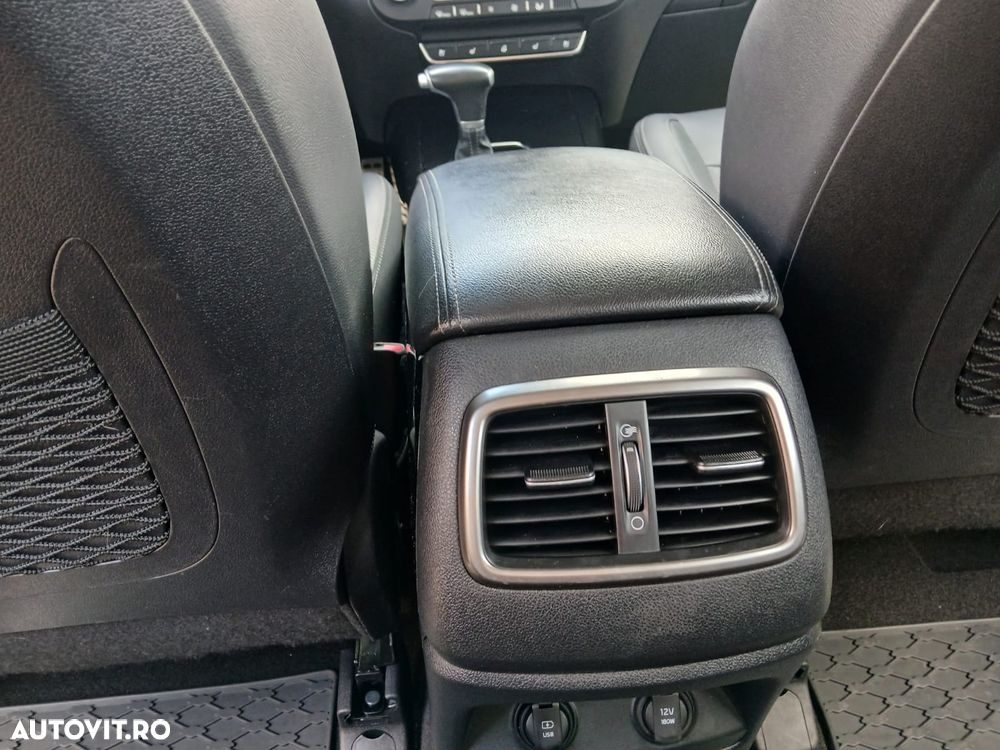 Kia Sorento 2.2 DSL 6AT 4x4 Nova - 11