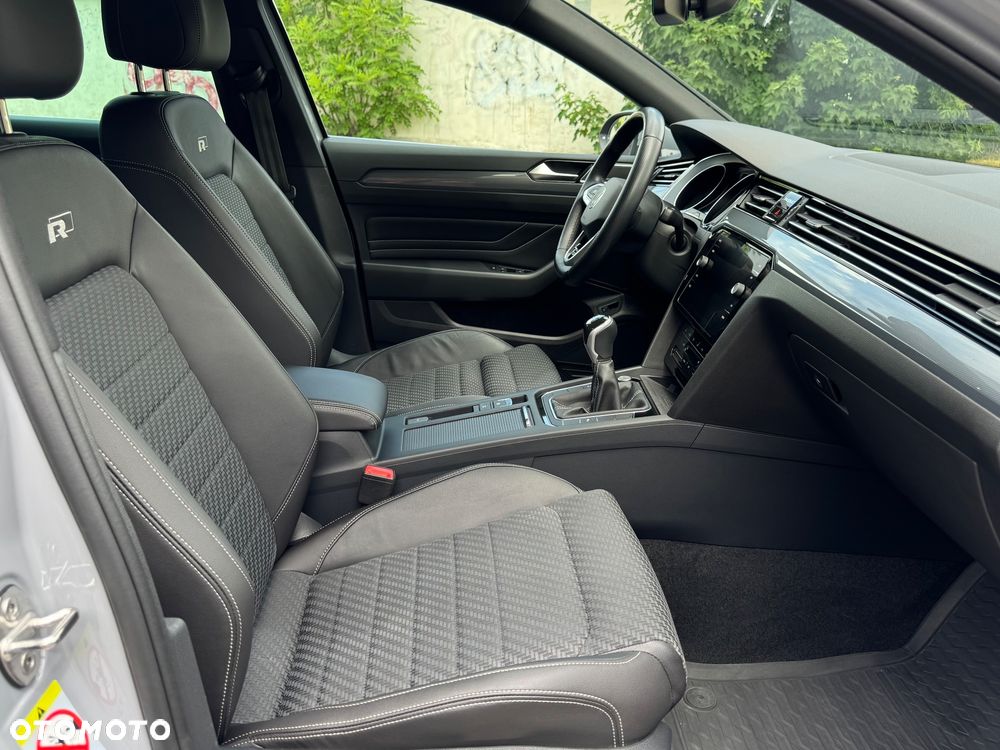 Volkswagen Passat Variant 2.0 TDI SCR Business - 21