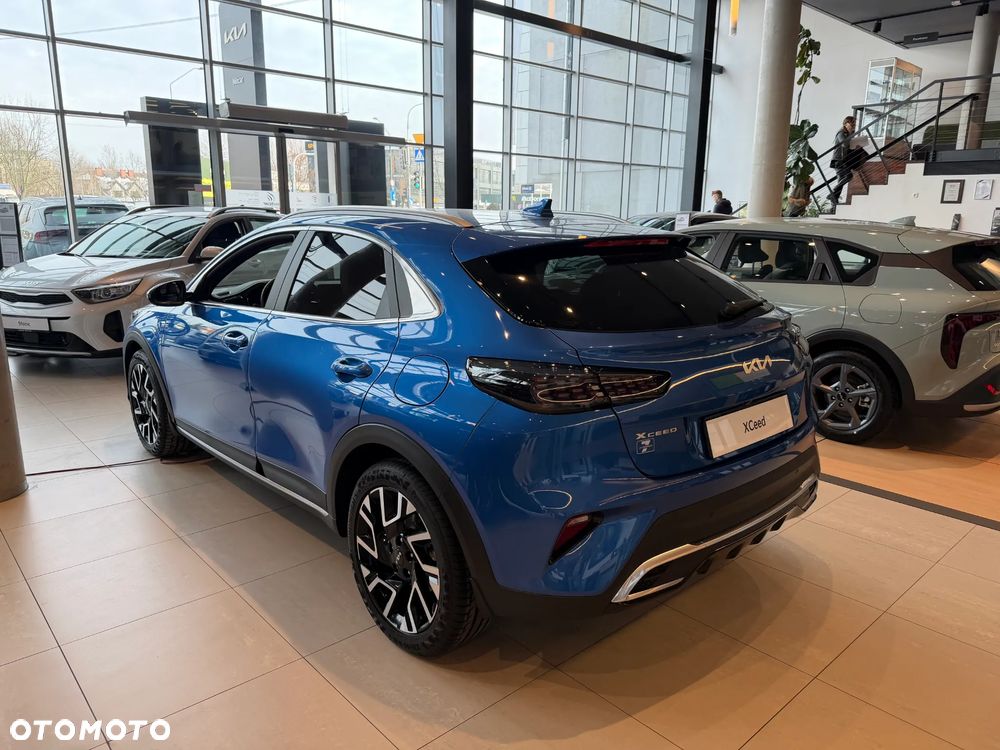 Kia XCeed - 10