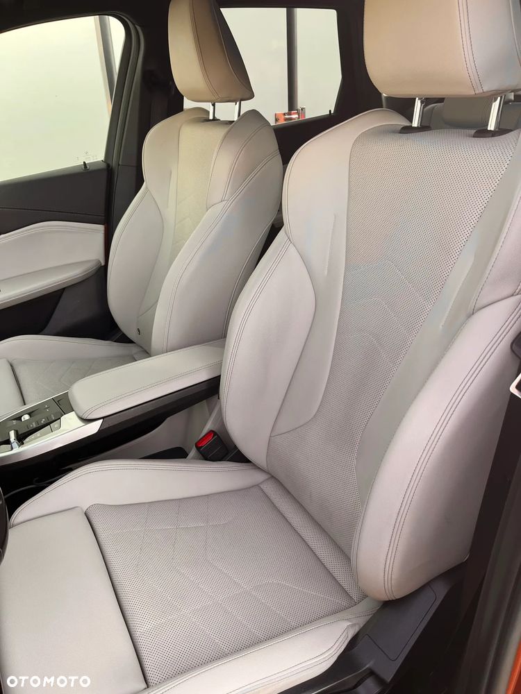 BMW X1 sDrive18i xLine - 11