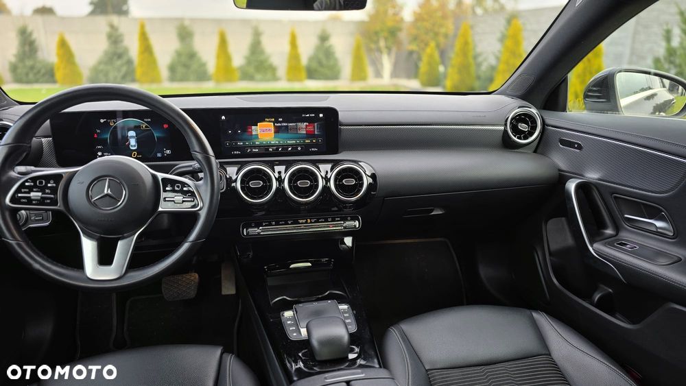 Mercedes-Benz CLA 200 d Progressive 8G-DCT - 6