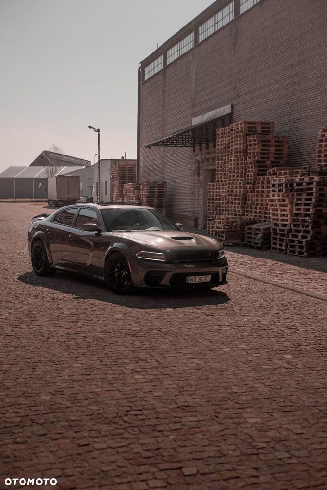 Dodge Charger 6.4 Scat Pack Widebody - 24