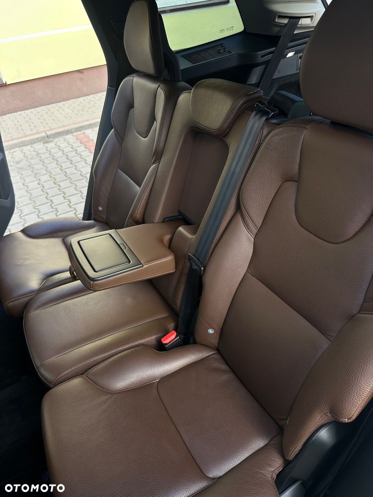 Volvo XC 90 T6 AWD Momentum 7os - 23