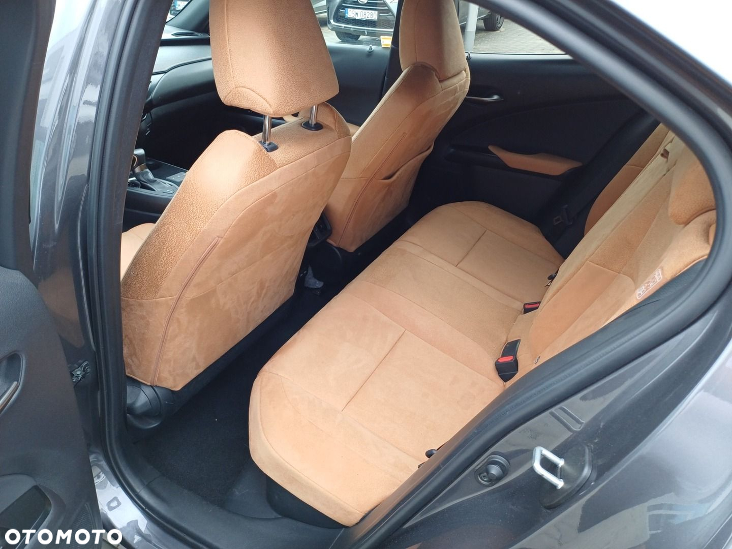Lexus UX - 26