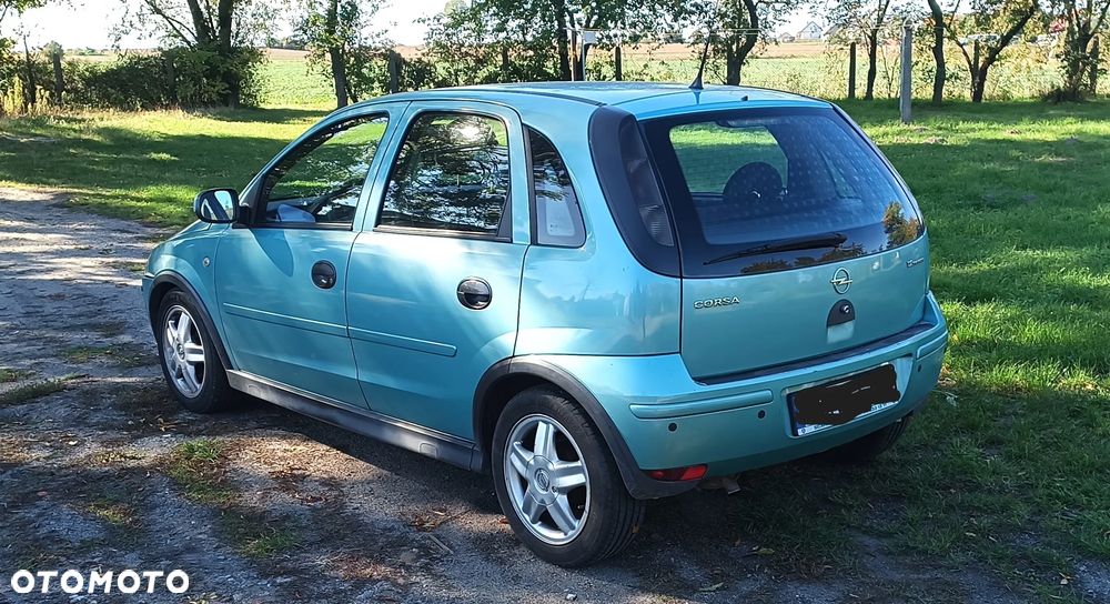 Opel Corsa 1.2 16V Enjoy - 8