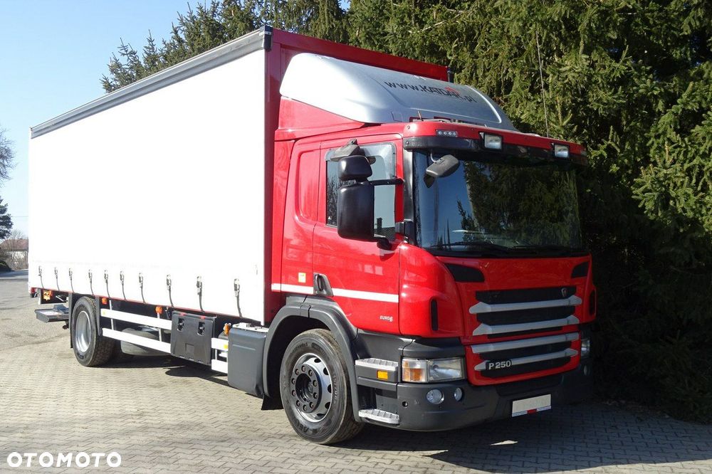Scania P250 Euro 6 sypialna firanka wys.2.60 winda poduszki sprowadzony - 25