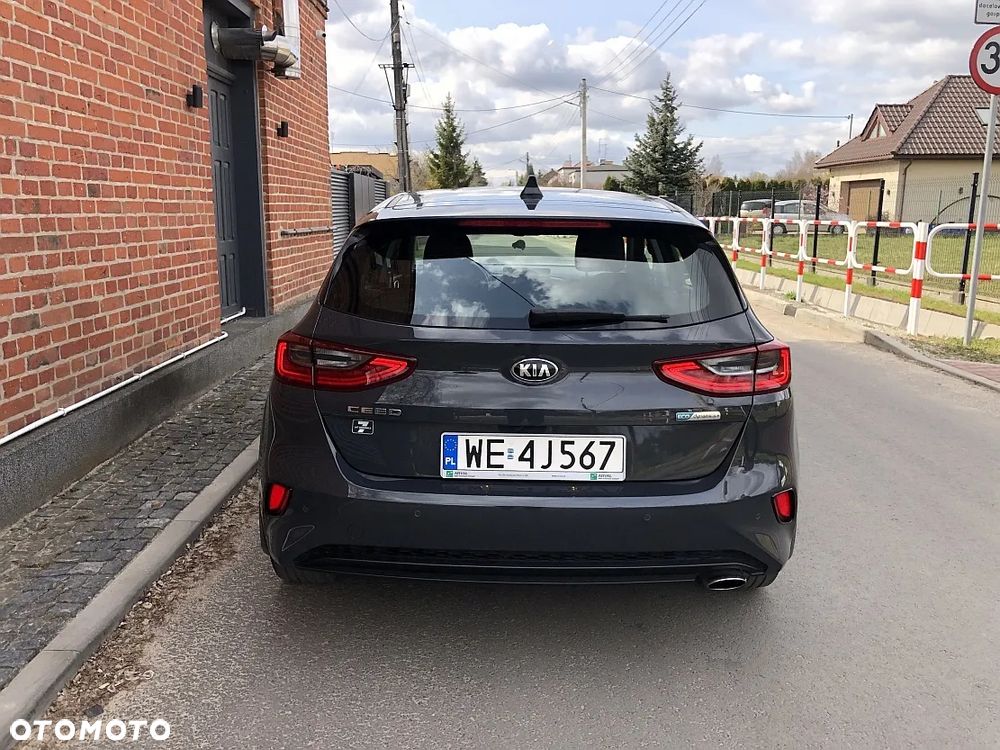 Kia Ceed - 5