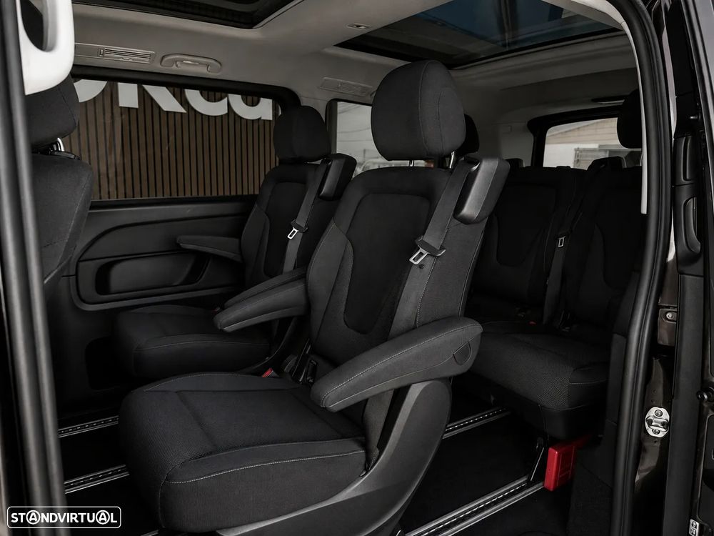 Mercedes-Benz V 220 d Longo Avantgarde Aut. - 35