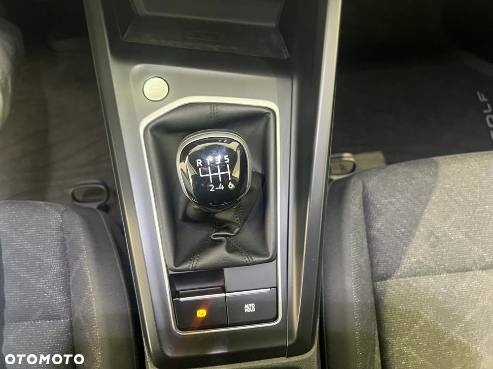 Volkswagen Golf 2.0 TDI Life - 20