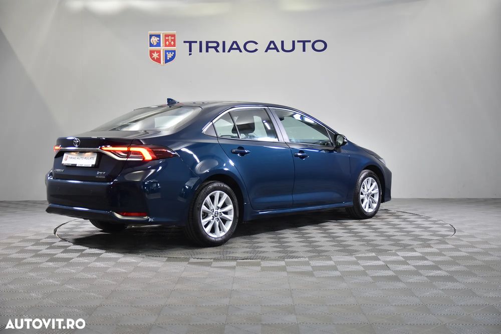 Toyota Corolla - 6