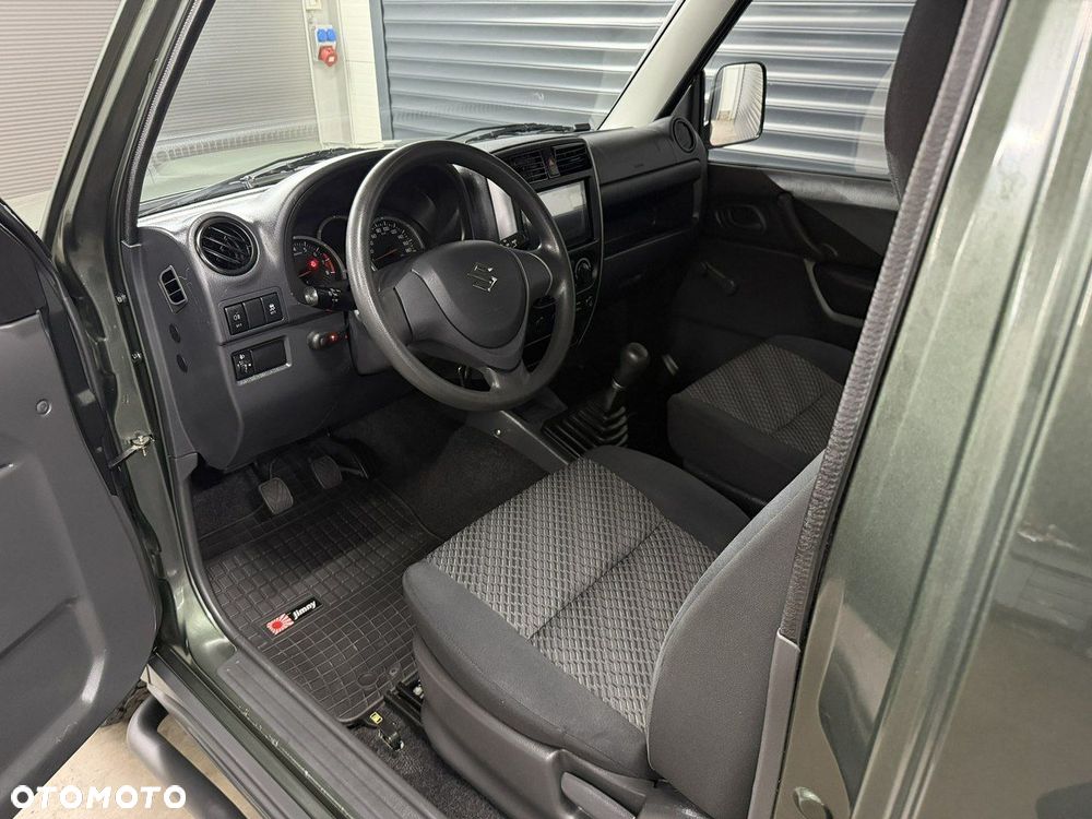 Suzuki Jimny - 17