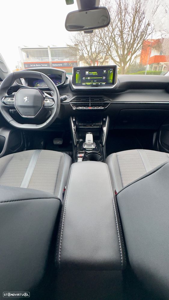 Peugeot 2008 BlueHDi 130 EAT8 Allure Pack - 12