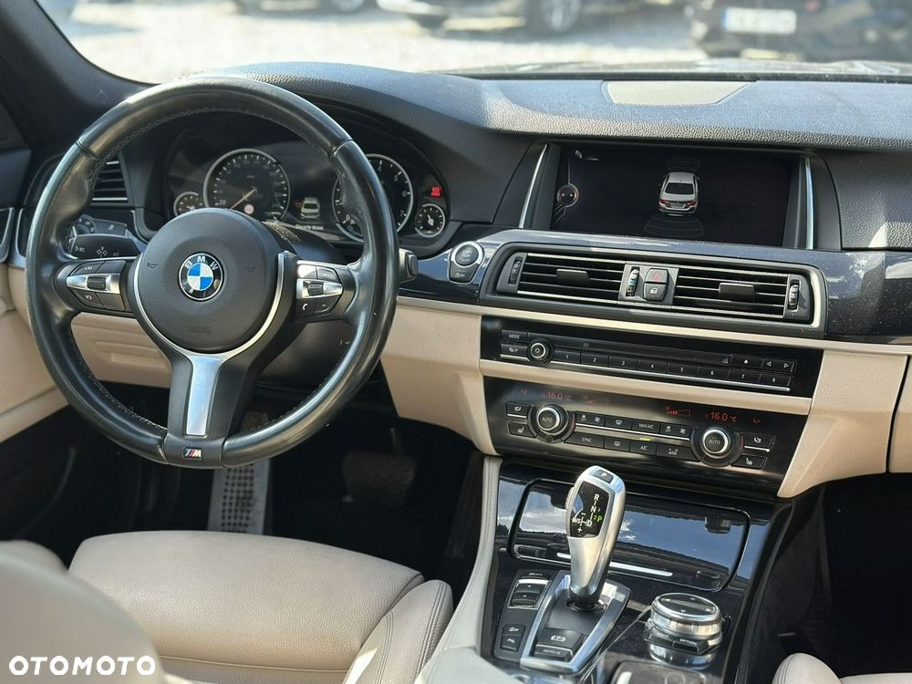 BMW Seria 5 528i xDrive - 4