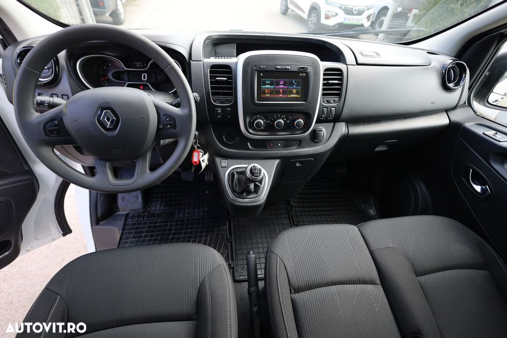Renault Trafic - 17