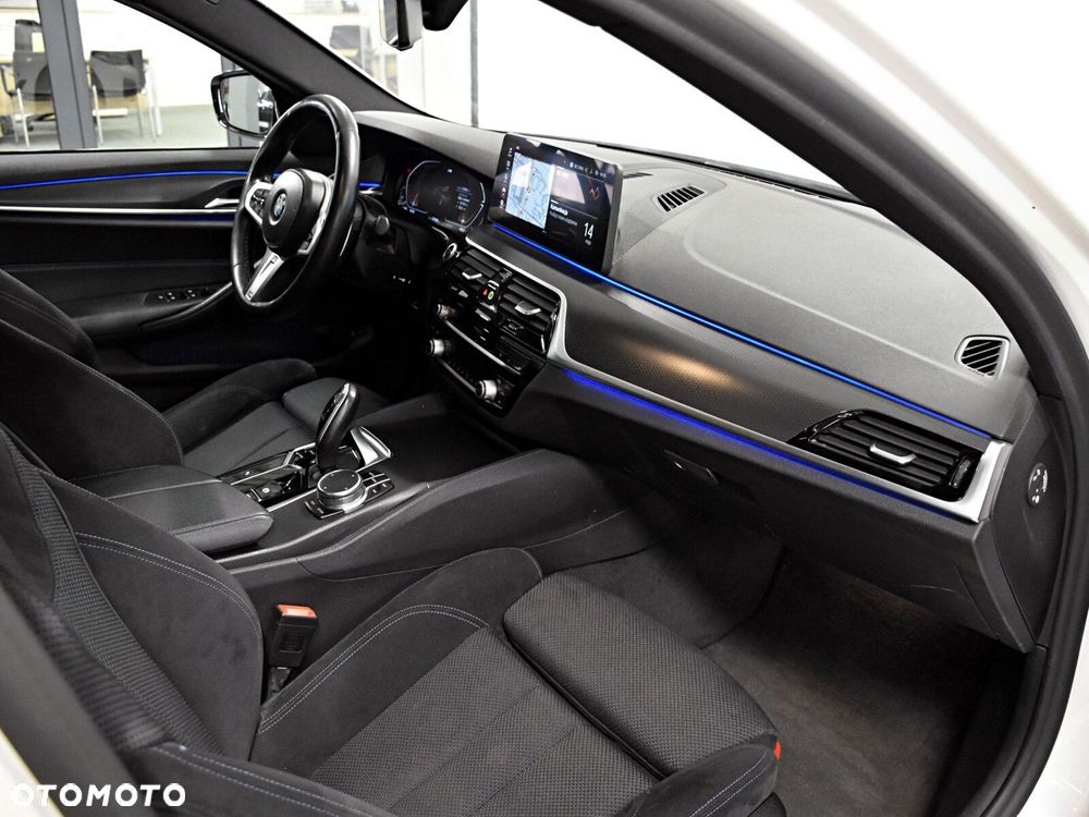 BMW Seria 5 - 13