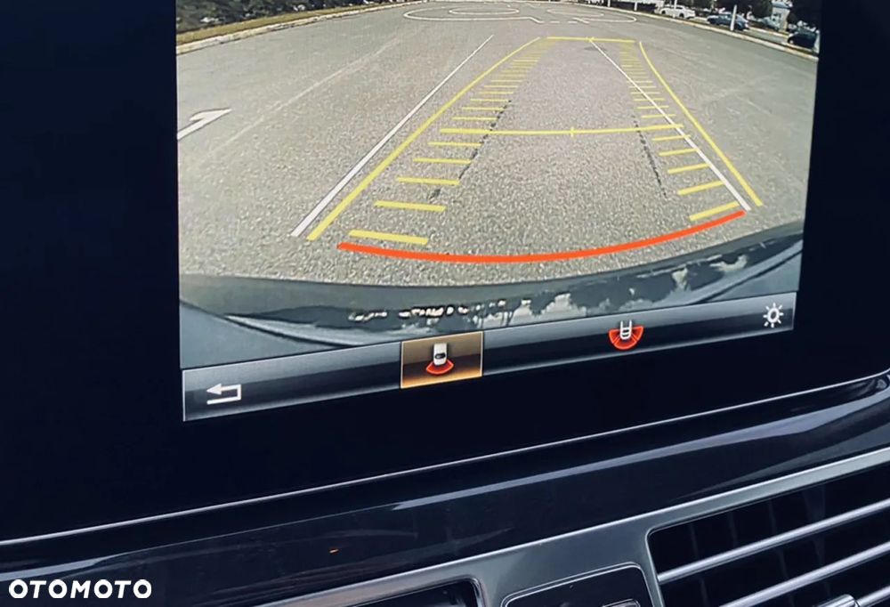 Mercedes-Benz CLS - 8