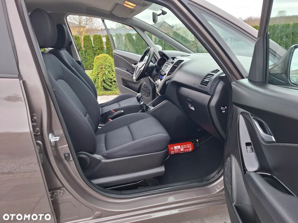 Hyundai ix20 1.4 Edition 20 - 24