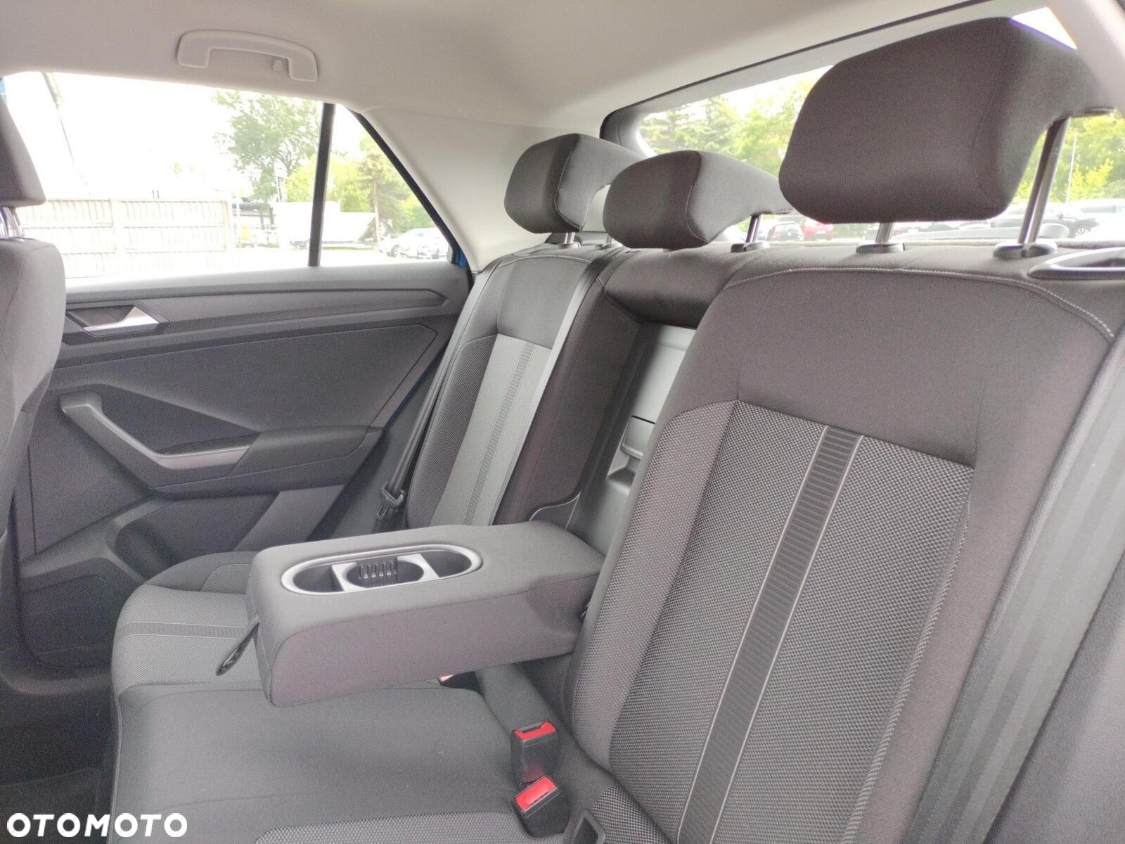 Volkswagen T-Roc 1.5 TSI Life DSG - 16