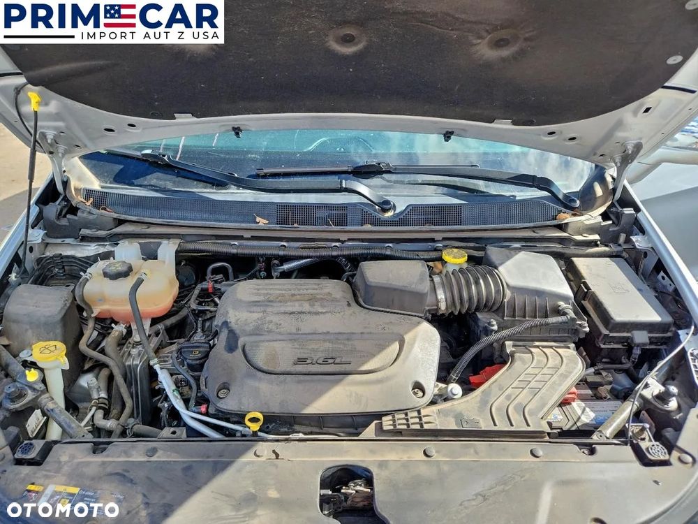 Chrysler Pacifica - 2