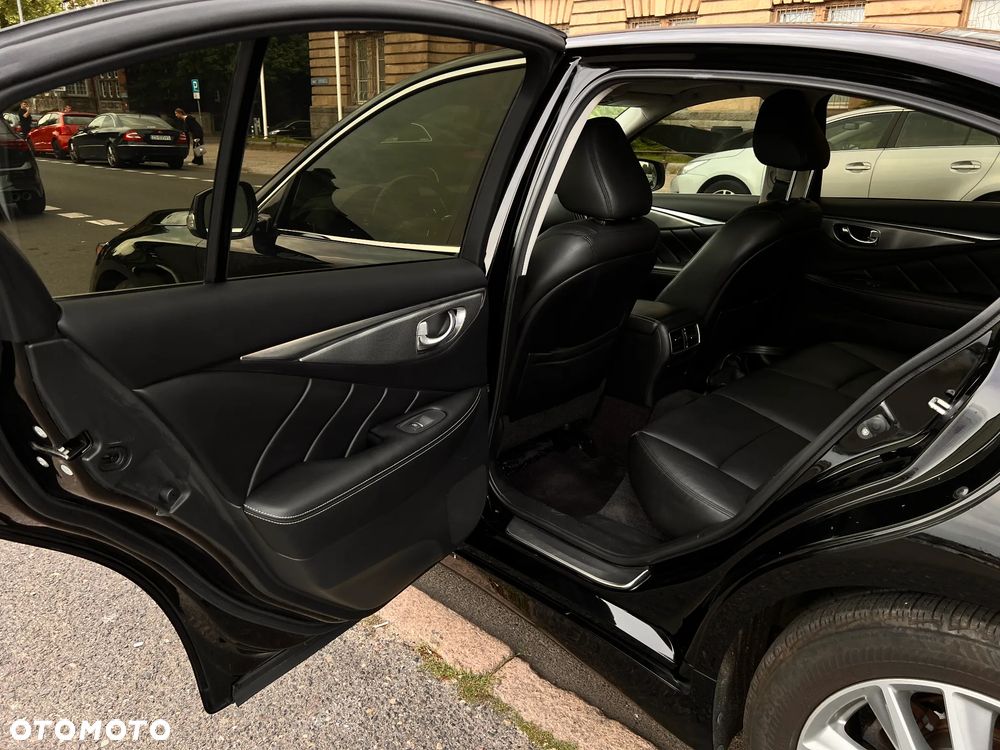 Infiniti Q50 2.0t Premium Executive - 19