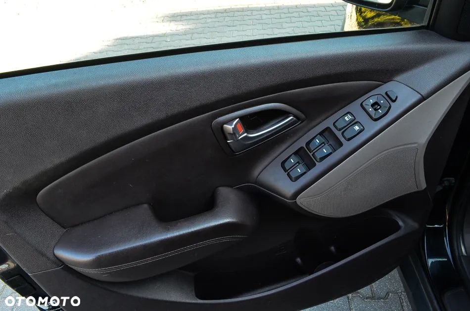 Hyundai ix35 - 25