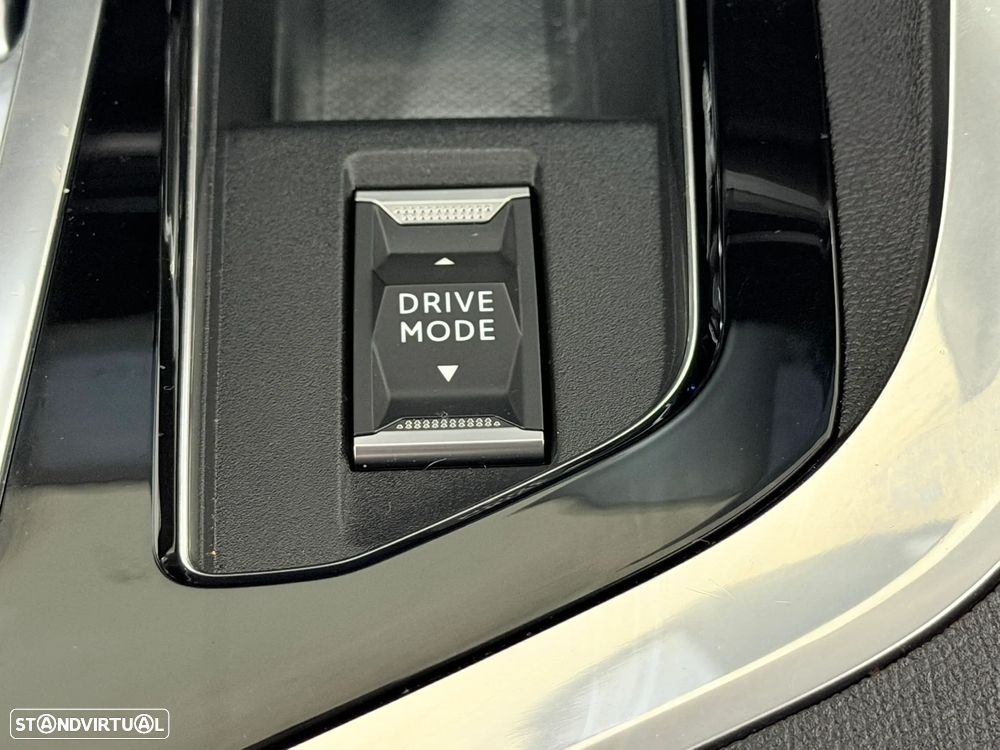 Peugeot 3008 1.6 Hybrid Allure e-EAT8 - 35