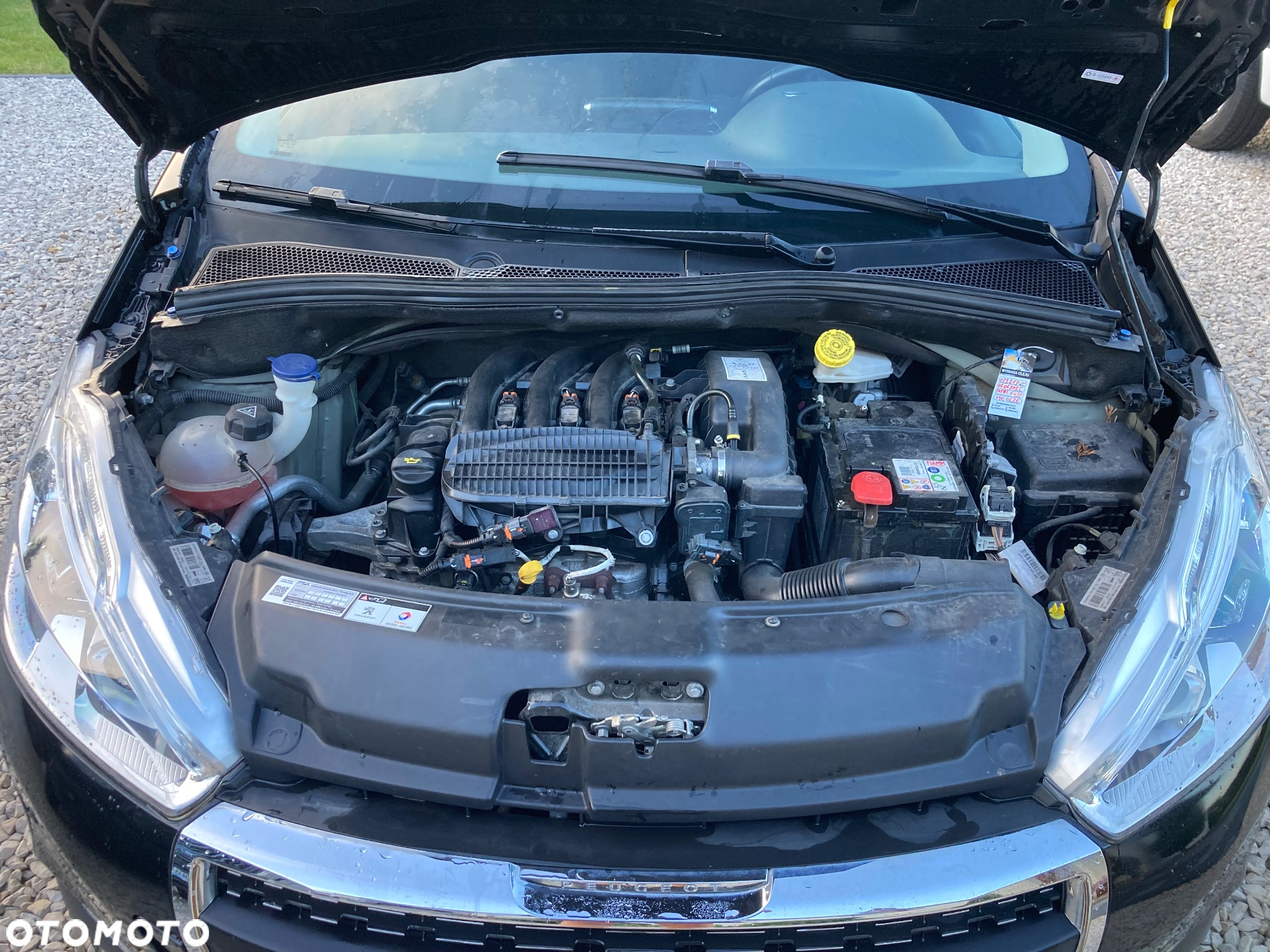 Peugeot 208 1.2 PureTech Allure - 10