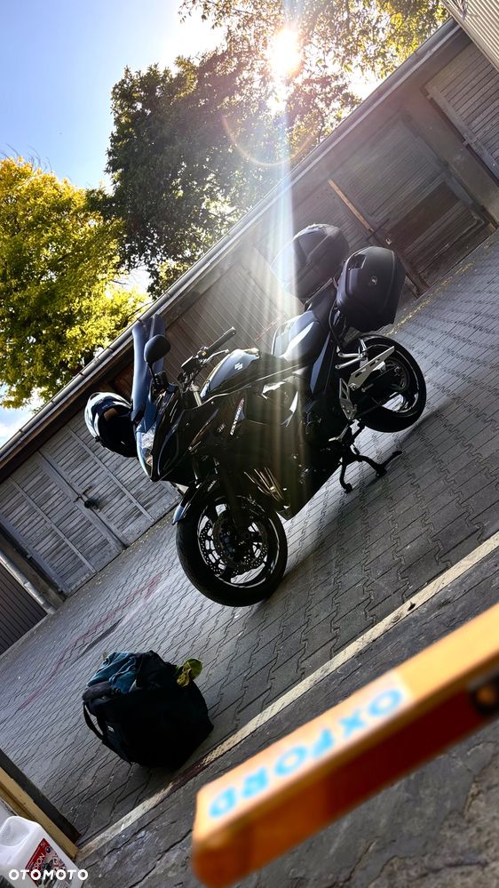 Suzuki GSX - 30