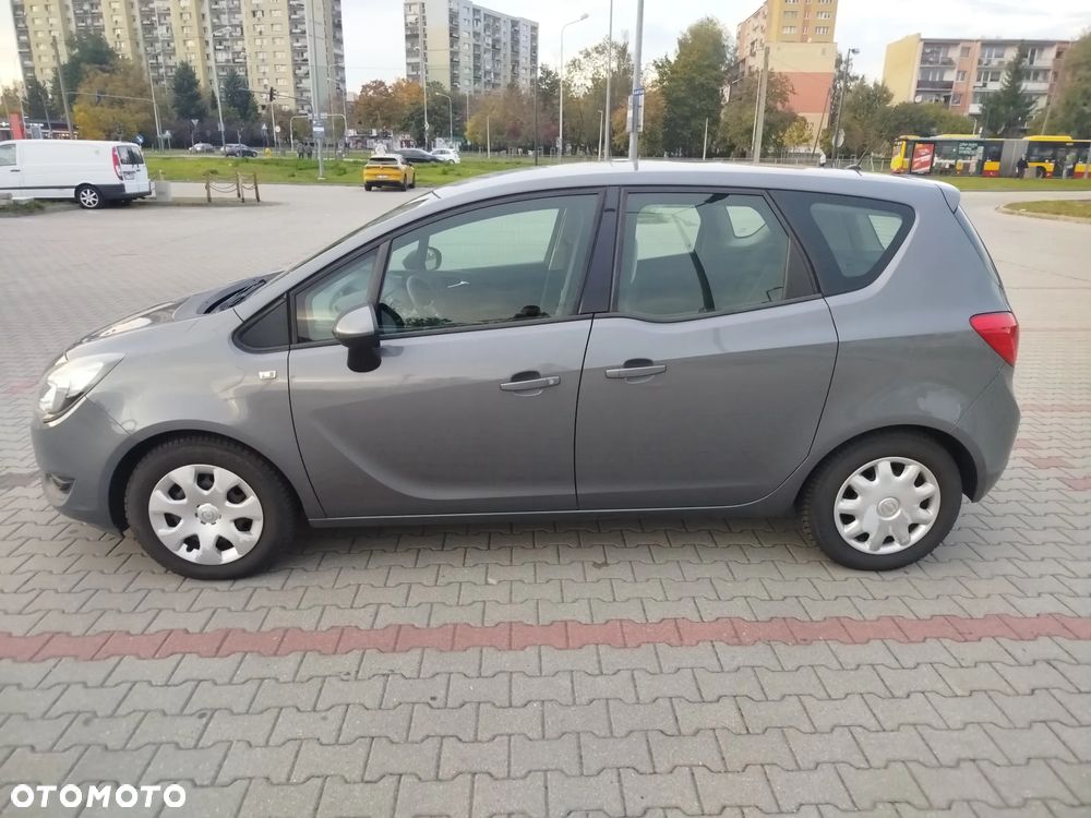 Opel Meriva - 9