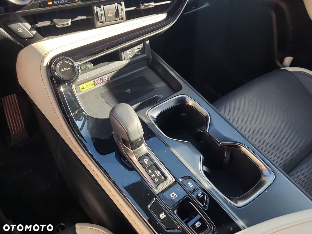 Lexus NX 350h Prestige AWD - 22