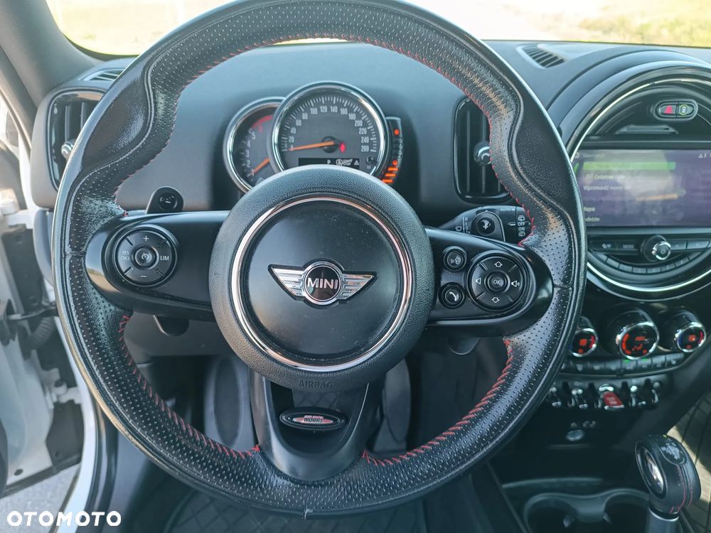 MINI Countryman Cooper SD ALL4 - 13