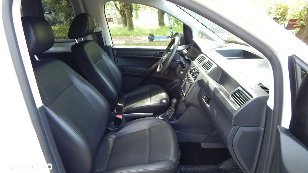 Volkswagen Caddy - 14