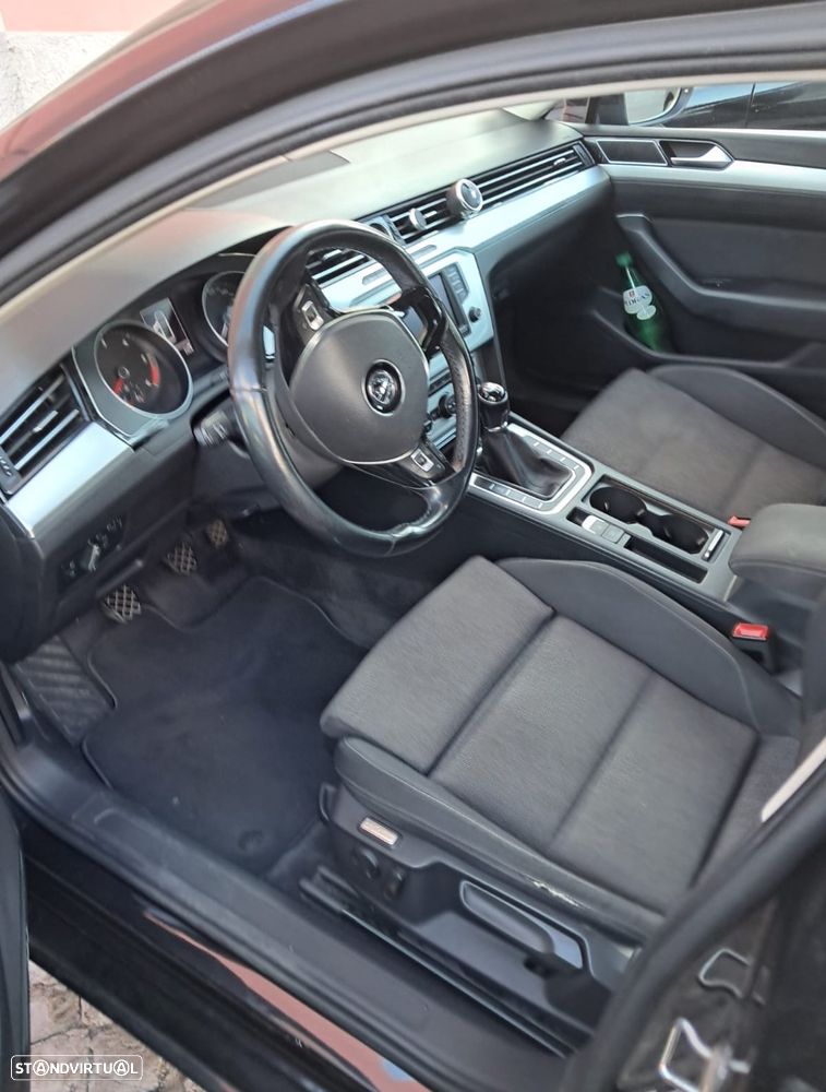 VW Passat Variant 1.6 TDI Confortline - 5