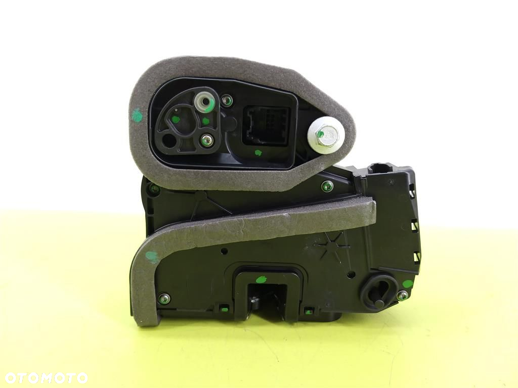 Zamek drzwi tył lewy Opel Astra V K 2015-2019 13596955 NOWY ORYGINAŁ GM AK9 - 3